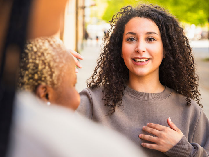 Sozialarbeiterin bei der Arbeit